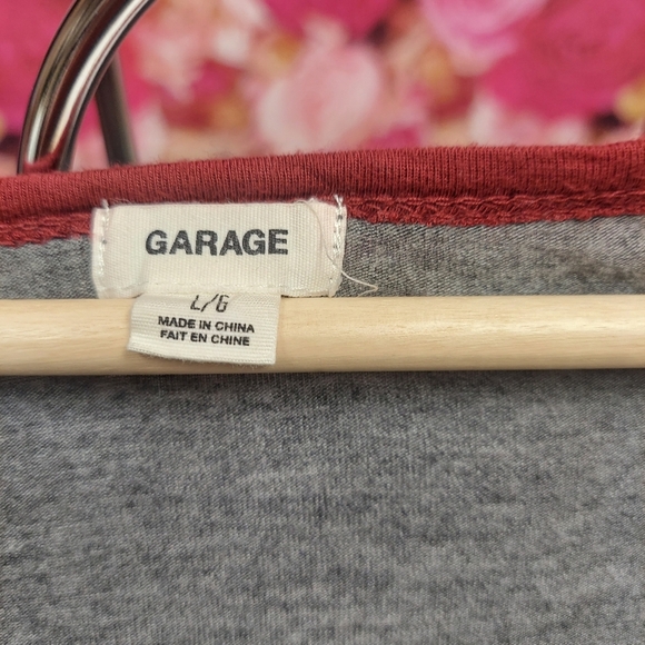 Garage Women's Size X-Large 3/4 sleeve jersey style shirt - Picture 3 of 4